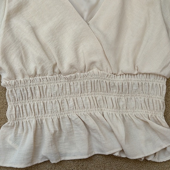 BCBG cream blouse - Picture 3 of 4